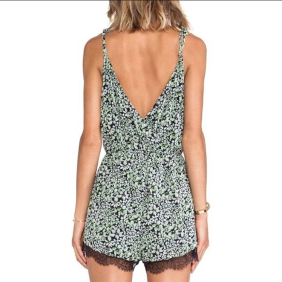 BCBGeneration printed romper in jelly bean multi - Picture 2 of 12